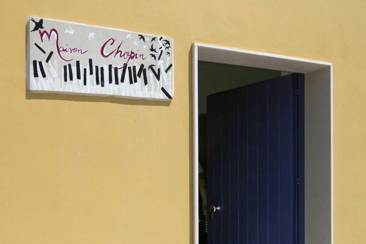 Maison Chopin & Brahms Haus فيستَ المظهر الخارجي الصورة